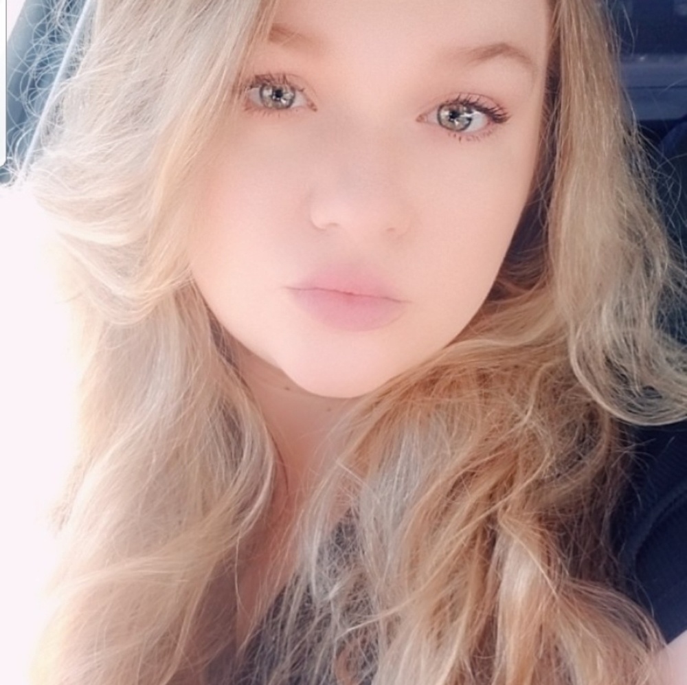 Meet your Posher, Brandi